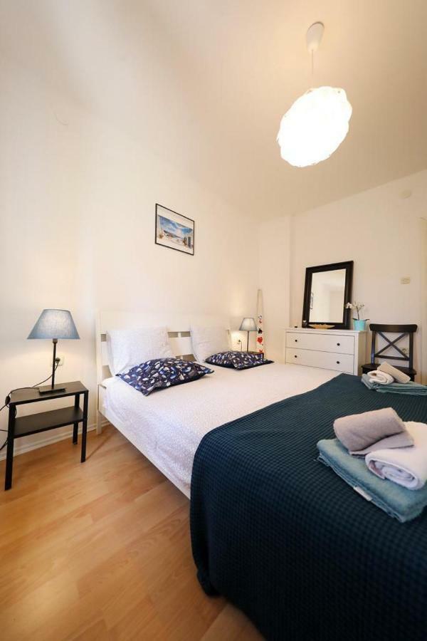 Ferienwohnung Apartman Bluemarin Pakoštane Exterior foto