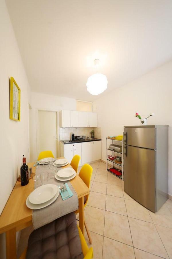 Ferienwohnung Apartman Bluemarin Pakoštane Exterior foto